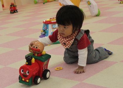 軽井沢おもちゃ王国 アンパンマンの汽車で遊ぶ春飛